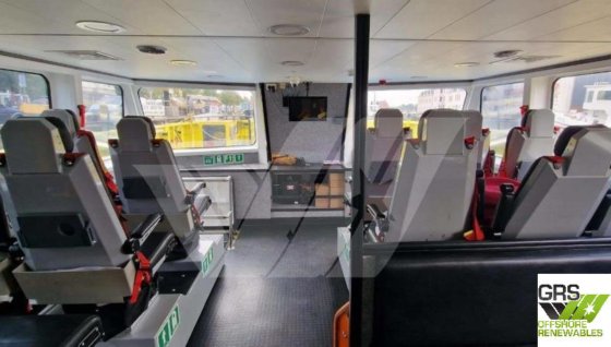 出售22米12人船员转运船