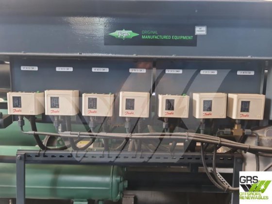 出售，2 台全新冷水机组 (292kW, Bitzer) 出售设备