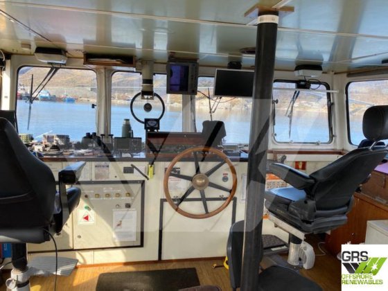 23m 26tクレーン作業船販売中