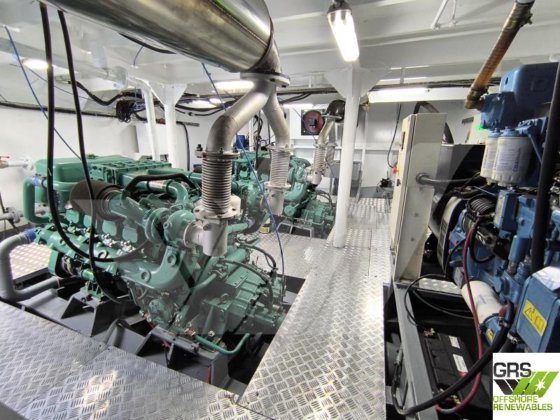 21m 4.8ts クレーン付き作業船 販売中