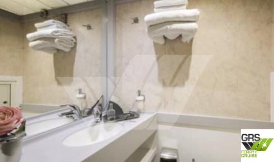 53米长52座邮轮出售