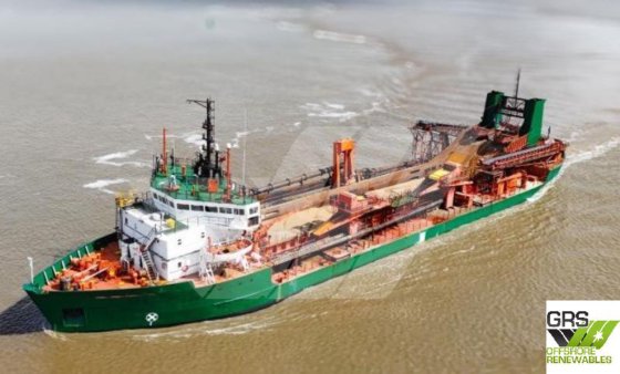 98米耙吸式挖泥船出售