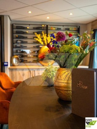 80米102座邮轮出售