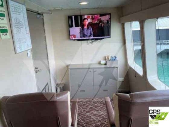 出售39米238座客船