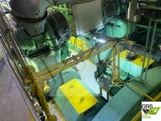 113m、1002レーンメーターのRoRo船販売中