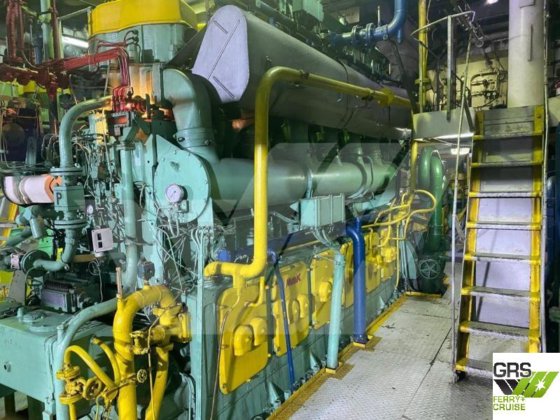 113m、1002レーンメーターのRoRo船販売中