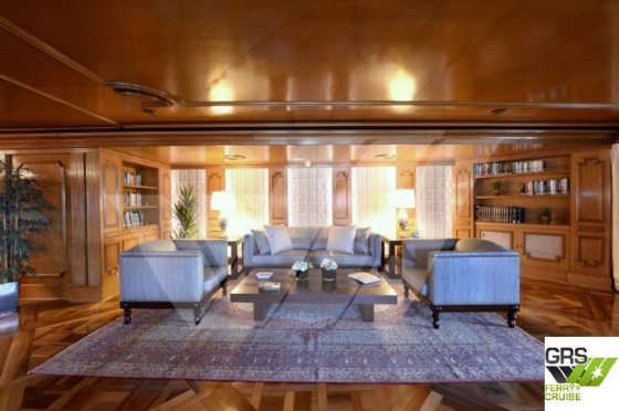 値下げ＆即納！134m、428人乗りクルーズ船を販売中