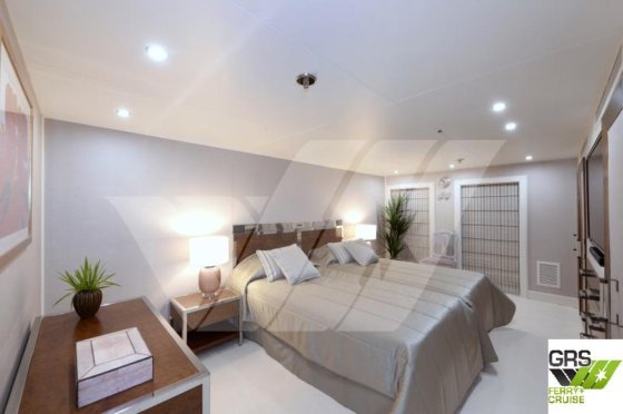 値下げ＆即納！134m、428人乗りクルーズ船を販売中