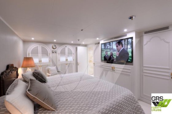 値下げ＆即納！134m、428人乗りクルーズ船を販売中