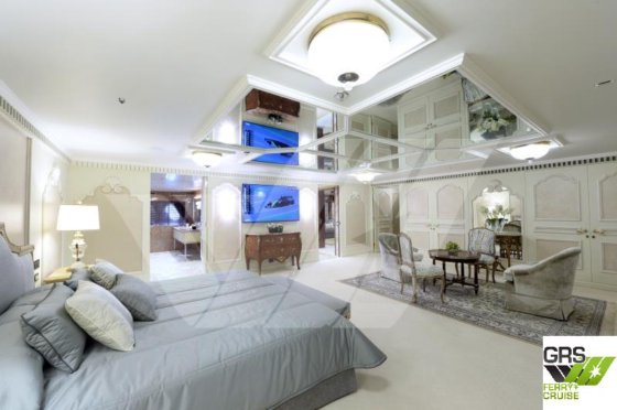 値下げ＆即納！134m、428人乗りクルーズ船を販売中