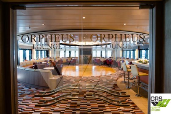 値下げ＆即納！134m、428人乗りクルーズ船を販売中