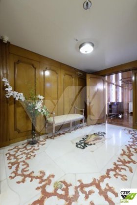 値下げ＆即納！134m、428人乗りクルーズ船を販売中