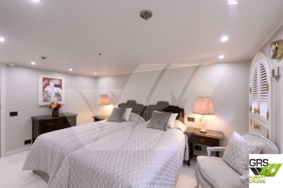 値下げ＆即納！134m、428人乗りクルーズ船を販売中