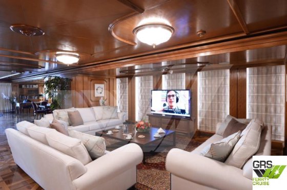 値下げ＆即納！134m、428人乗りクルーズ船を販売中