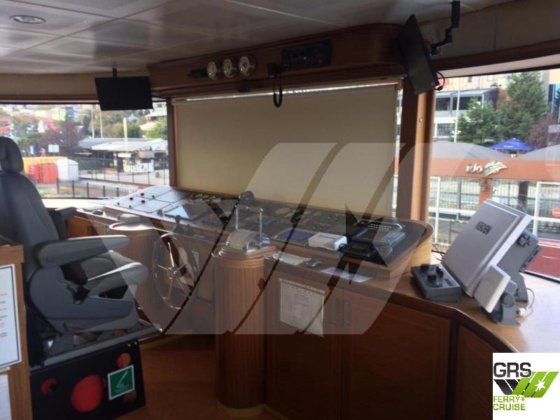 出售42米682座客船