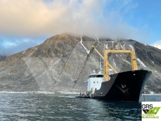 出售42米12节测量船