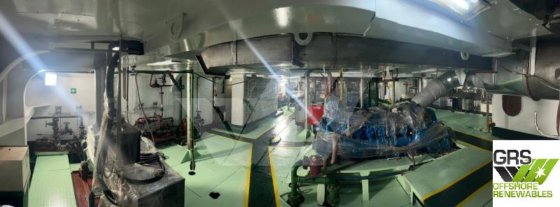 出售80米客滚船