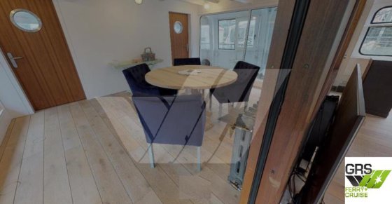 出售30米607座住宿船