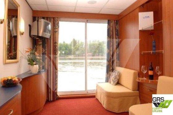 110米长游轮出售