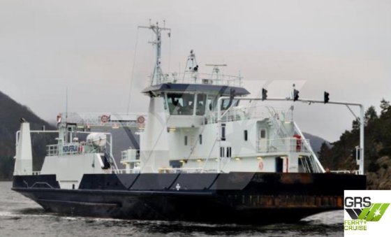 50米，载客146人