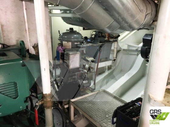 50米，载客146人