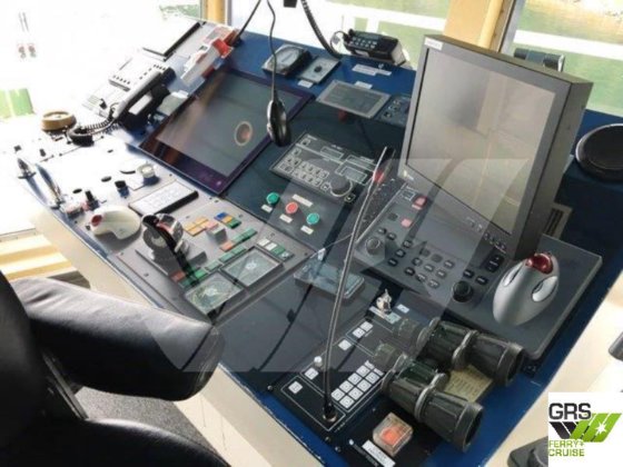 50米，载客146人