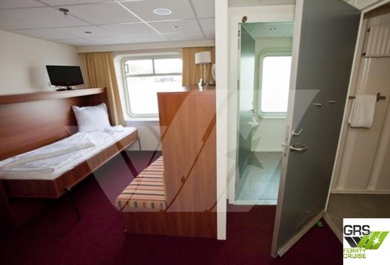 90m、108人乗りクルーズ船販売中