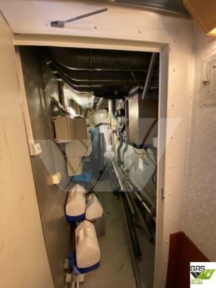 90m、108人乗りクルーズ船販売中