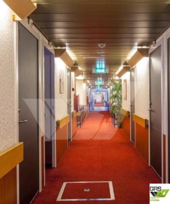 90m、108人乗りクルーズ船販売中