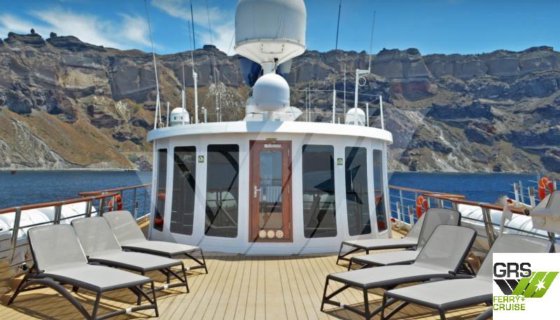 出售47米34座客船