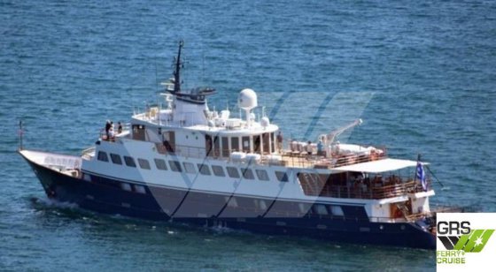 出售47米34座客船