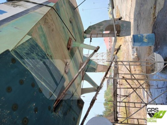 出售35米147座客船