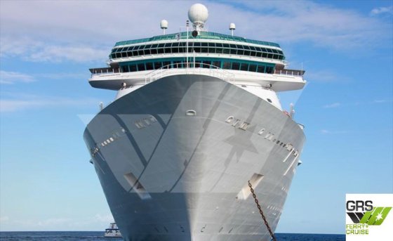 全長268m、乗客2,744名乗りクルーズ船販売中