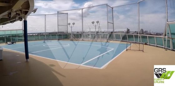 待售268米长、载客2744人的邮轮