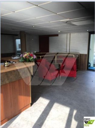 出售105米内河船