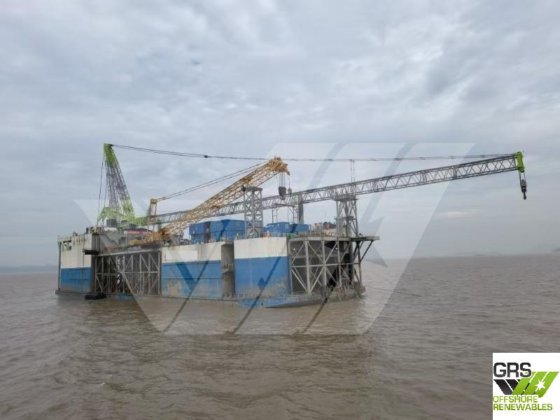 122m 36.58m ポンツーン