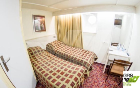 142m、770人乗りクルーズ船販売中