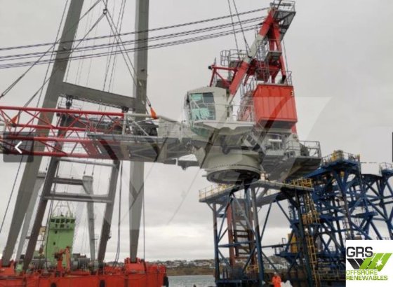 仅售 590 小时 / 利勃海尔