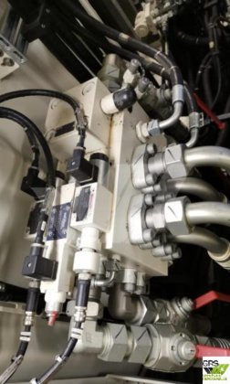 仅售 590 小时 / 利勃海尔