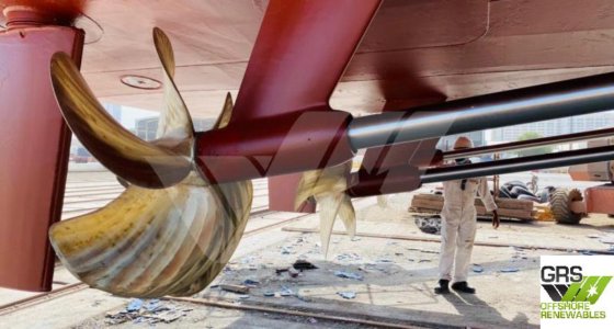 45m、112人乗り乗務員輸送船販売