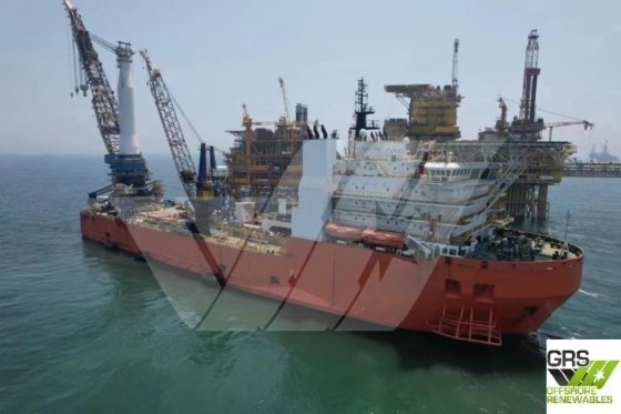 出售162米铺管起重船