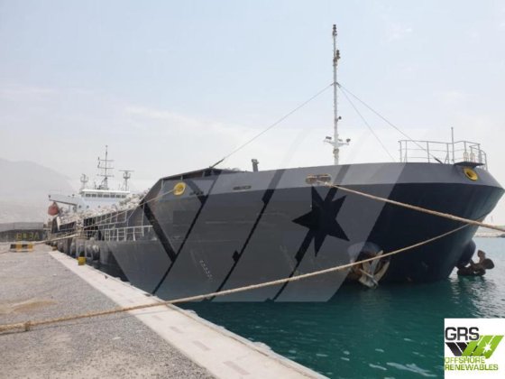 出售106米甲板货船