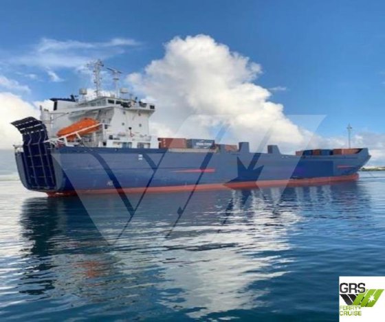 108m、1032レーンメーターのRoRo船販売中