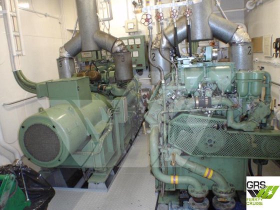 108m、1032レーンメーターのRoRo船販売中