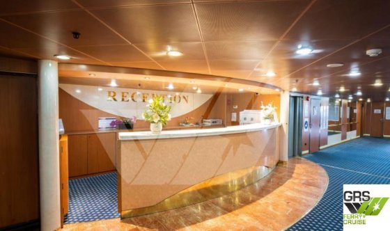 148米 2000名乘客