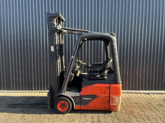 2020 Linde E15-02