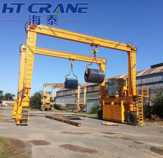隧道轮胎式龙门起重机