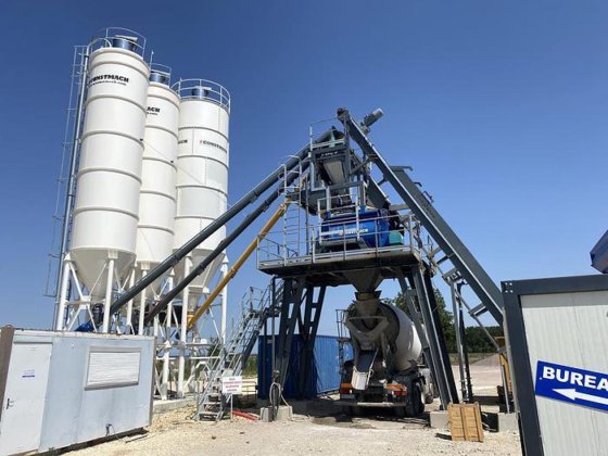 100立方米紧凑型混凝土搅拌站