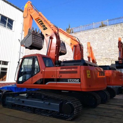 22 吨履带式挖掘机 LT225C 建筑设备价格