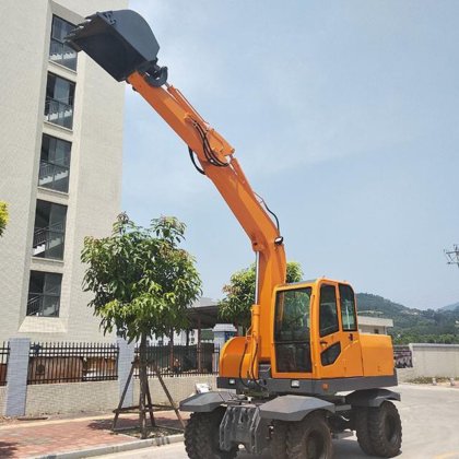 多用途轻型设计 10 吨轮式挖掘机